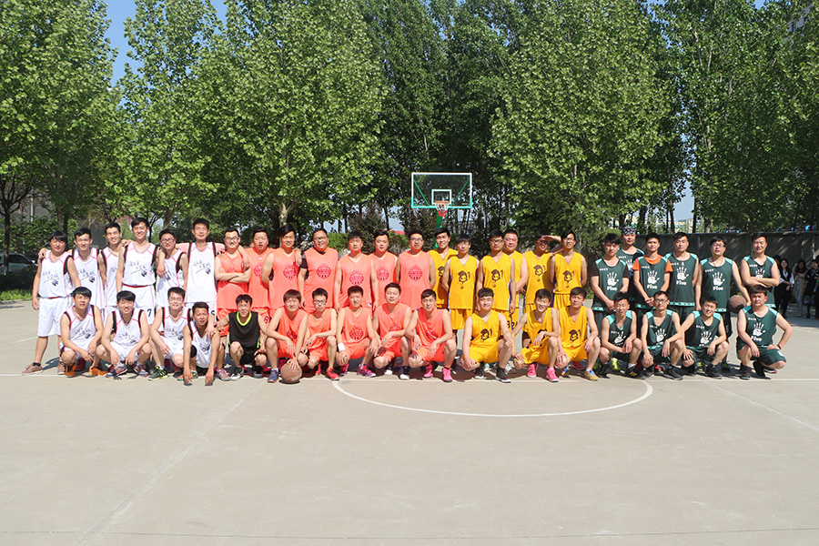 青春無(wú)畏，逐夢(mèng)揚(yáng)威！河南青峰屆“創(chuàng)新杯”員工籃球聯(lián)賽首戰(zhàn)圓滿落幕！